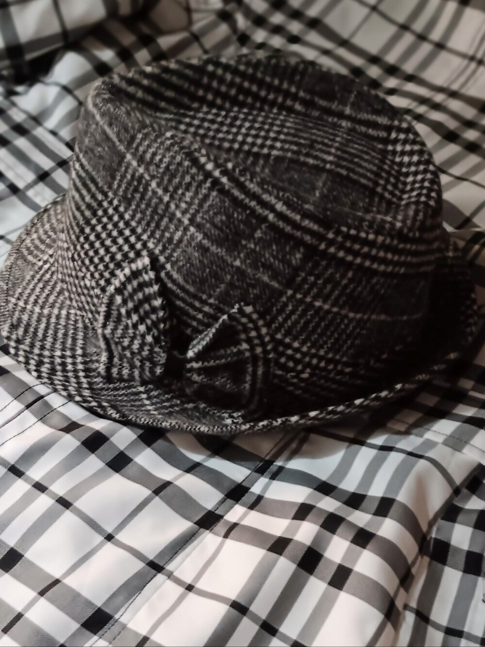 Classic Black and Gray Plaid Wool-Blend Fedora Hat Newsboy Vintage